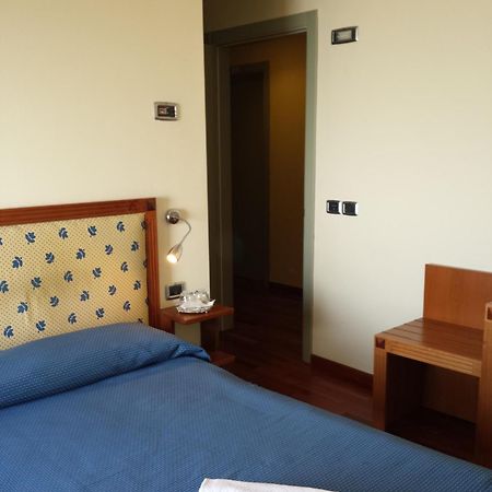 Hotel Il Castellaccio Piccione ห้อง รูปภาพ