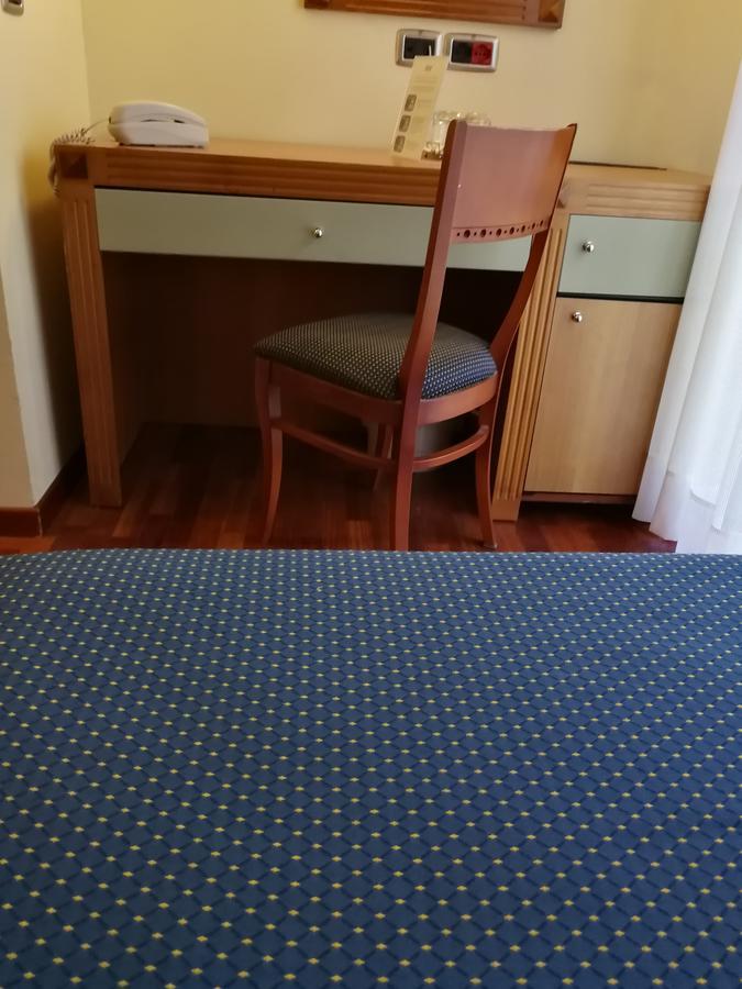 Hotel Il Castellaccio Piccione ภายนอก รูปภาพ