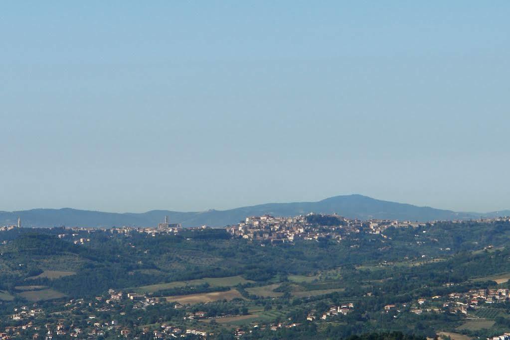 Hotel Il Castellaccio Piccione ภายนอก รูปภาพ