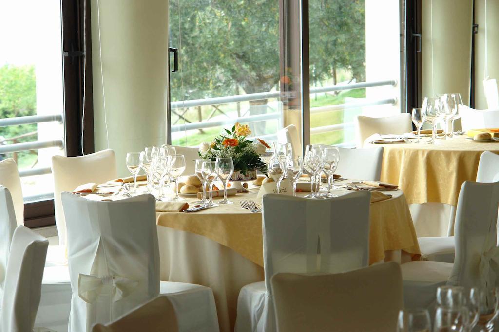 Hotel Il Castellaccio Piccione ภายนอก รูปภาพ